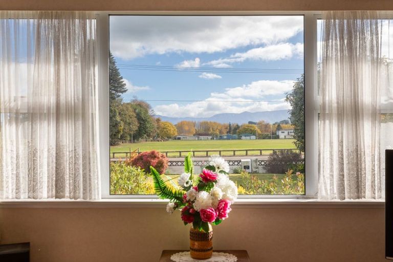 Photo of property in 76 Guy Street, Dannevirke, 4930