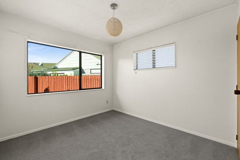 Photo of property in 16 Palmer Place, Parkvale, Hastings, 4122