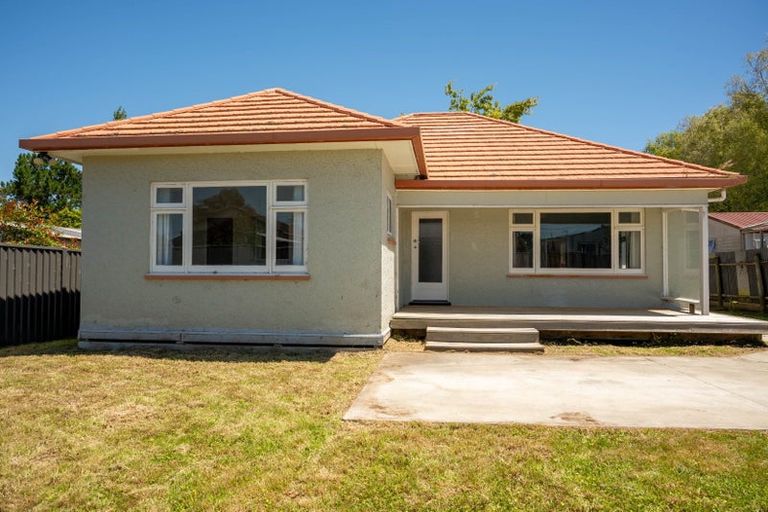 Photo of property in 12 Vera Street, Marton, 4710