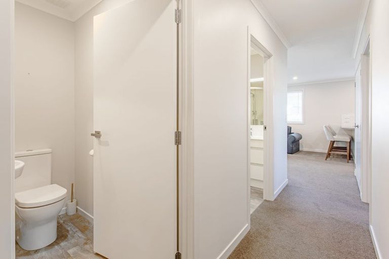 Photo of property in 36 Henry Russell Estate, Waipukurau, 4200