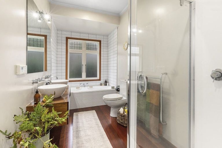 Photo of property in 11 Wade Street, Wadestown, Wellington, 6012