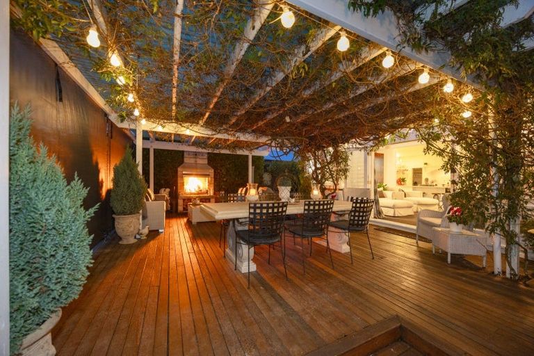 Photo of property in 244 Victoria Avenue, Hokowhitu, Palmerston North, 4410