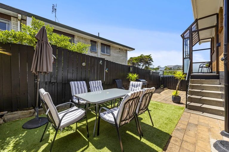 Photo of property in 2/54 Luton Avenue, Sunnyhills, Auckland, 2010