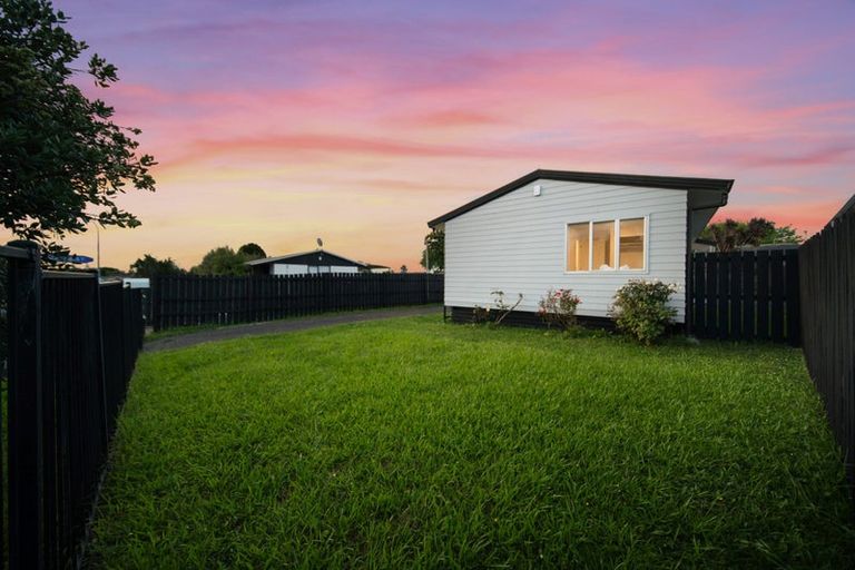 Photo of property in 38a Heathdale Crescent, Papakura, 2110