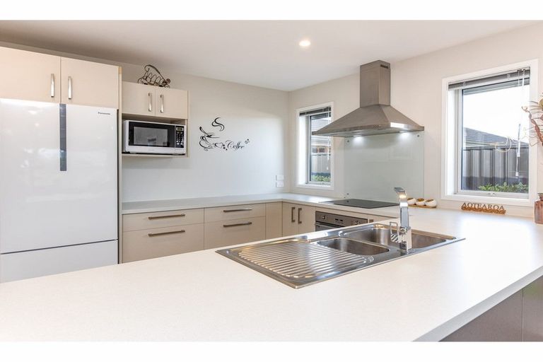 Photo of property in 19 Heney Street, Kaiapoi, 7630