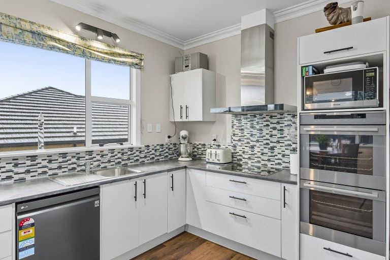 Photo of property in 127 Winchester Street, Levin, 5510