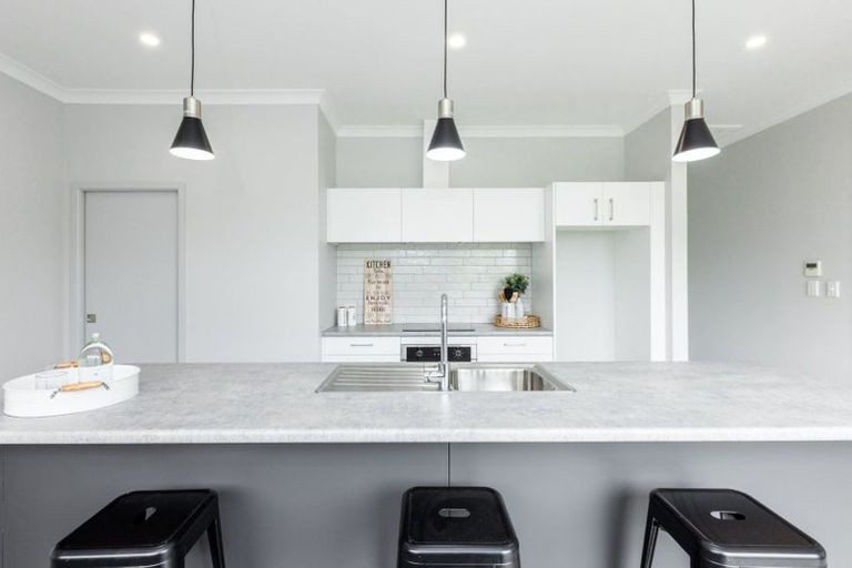 Photo of property in 14 Church Road, Taradale, Napier, 4112