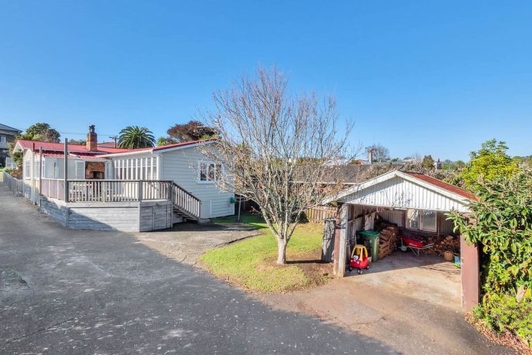 Photo of property in 68 Prospect Terrace, Pukekohe, 2120