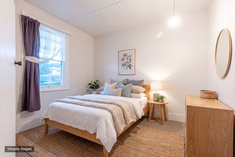 Photo of property in 5 Collins Street, Waipawa, 4210