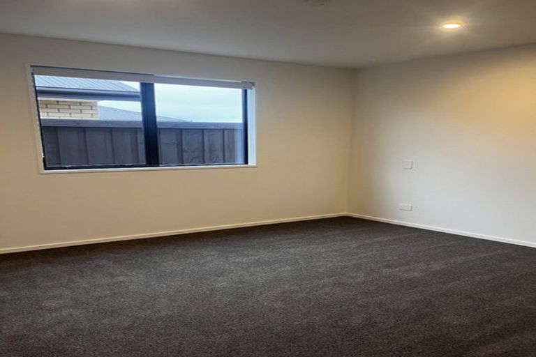 Photo of property in 34 Pateman Street, Woodend, 7610