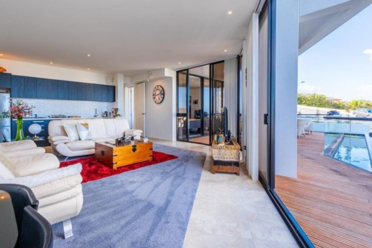 Photo of property in 114 West Hoe Heights, Orewa, 0931