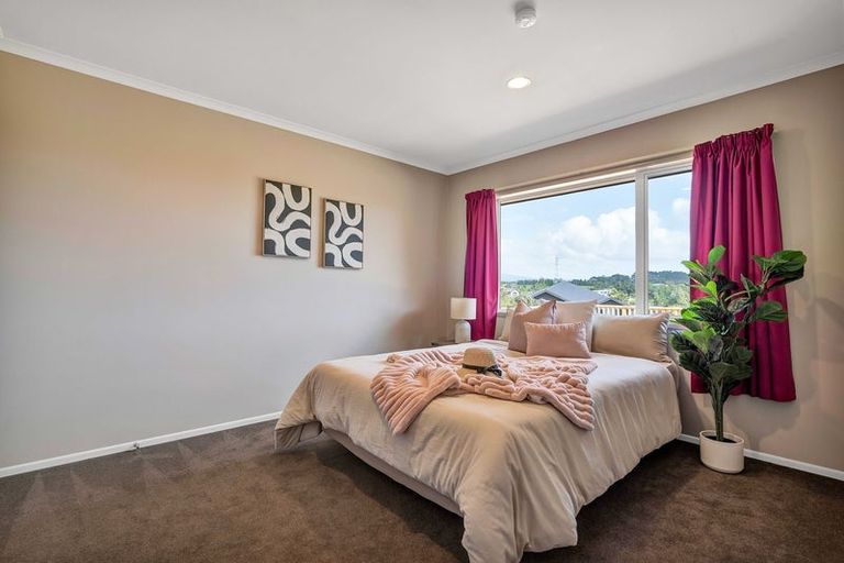 Photo of property in 6c Highfield Place, Highlands Park, New Plymouth, 4312