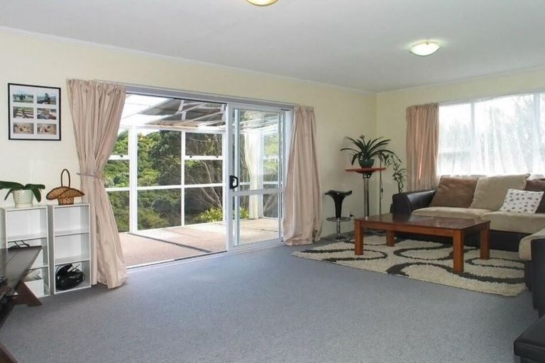 Photo of property in 6 The Sounding, Whitby, Porirua, 5024