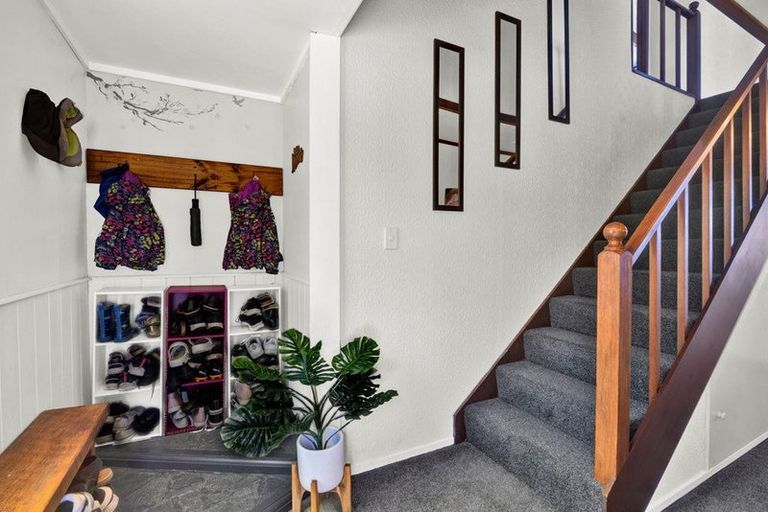 Photo of property in 38 Mcalpine Road, Hawera, 4672