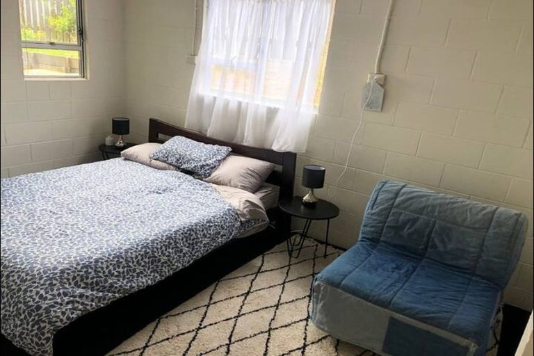 Photo of property in 28 Prangley Avenue, Mangere, Auckland, 2022