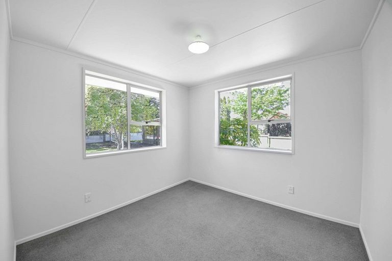 Photo of property in 24 Kowhai Drive, Wanaka, 9305