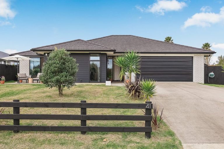 Photo of property in 41 Dawson Road, Snells Beach, 0920