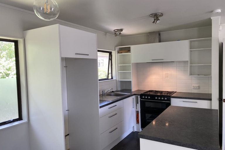 Photo of property in 2a Hughes Terrace, Te Atatu Peninsula, Auckland, 0610