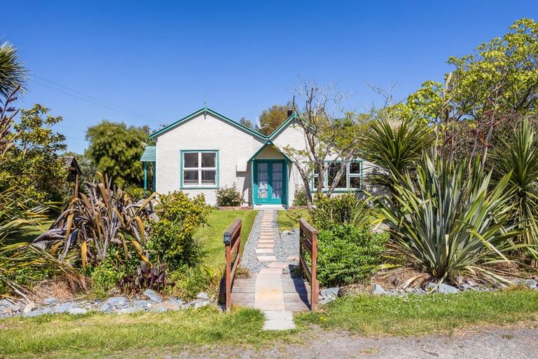 Photo of property in 395 Rangiora Leithfield Road, Sefton, Rangiora, 7477