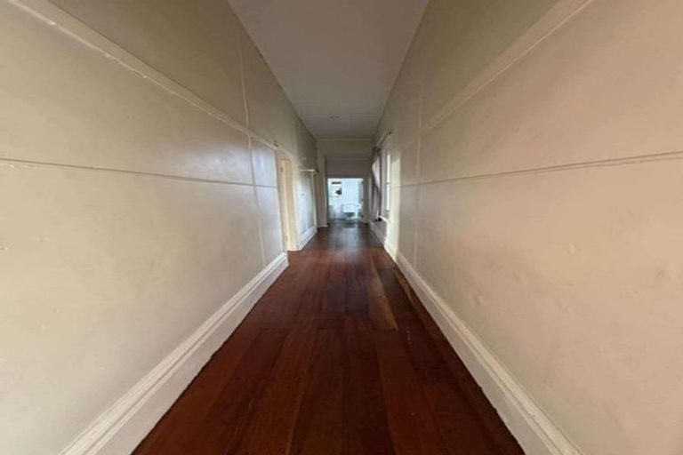 Photo of property in 12 Goring Street, Thorndon, Wellington, 6011