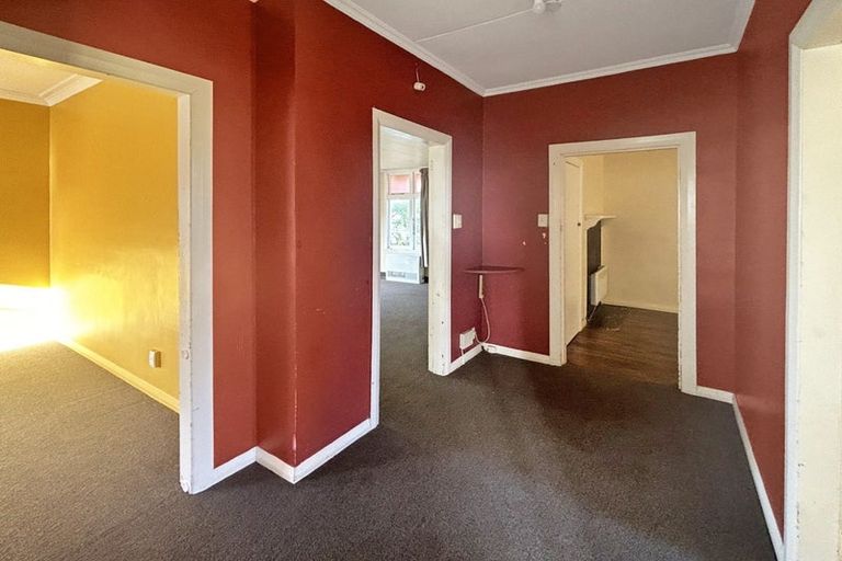 Photo of property in 37 Manuka Street, Castlecliff, Whanganui, 4501
