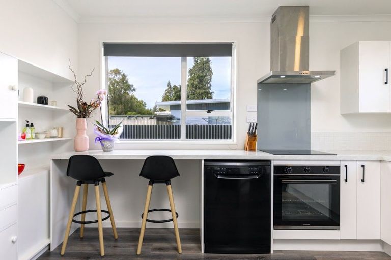 Photo of property in 42a Mclauchlan Street, Springlands, Blenheim, 7201