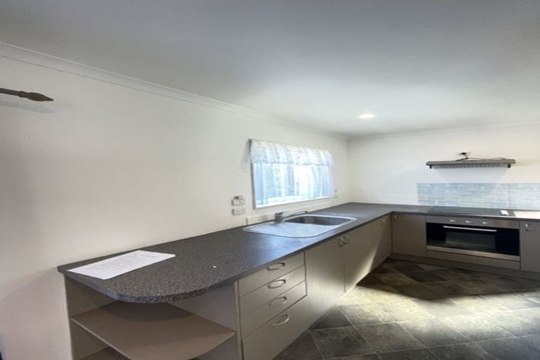 Photo of property in 6 Topaz Place, Bishopdale, Christchurch, 8053