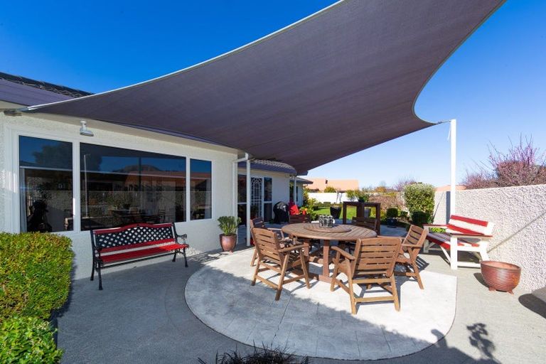 Photo of property in 33 Kensington Drive, Taradale, Napier, 4112