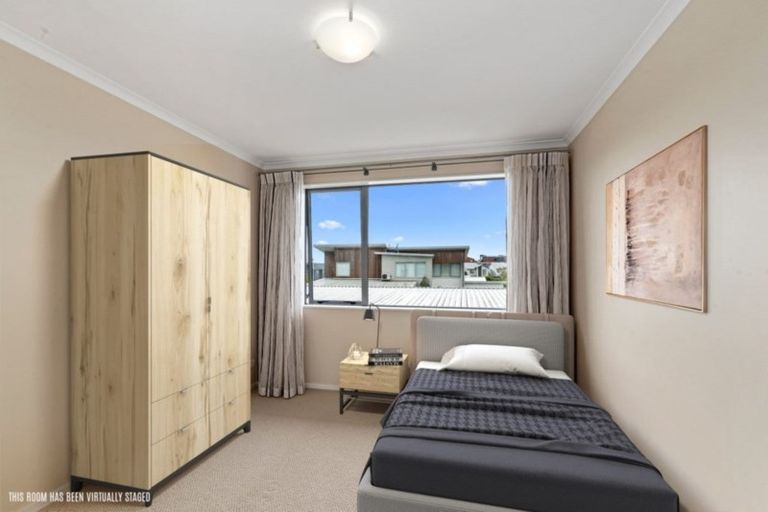 Photo of property in 6 Kittyhawk Lane, Hobsonville, Auckland, 0616