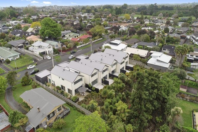 Photo of property in 58u4 Herbert Road, Queenwood, Hamilton, 3210