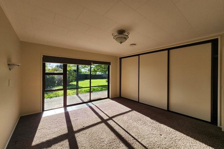 Photo of property in 118b Wairau Road, Oakura, 4314