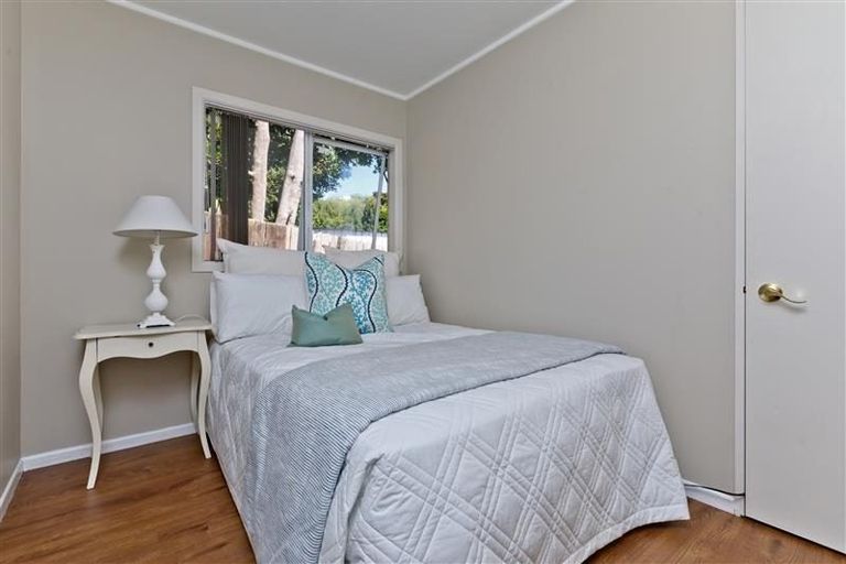 Photo of property in 1/34 Arrow Road, Forrest Hill, Auckland, 0620