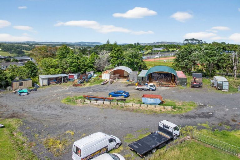 Photo of property in 1 Morgan Road, Pukekohe East, Pukekohe, 2677