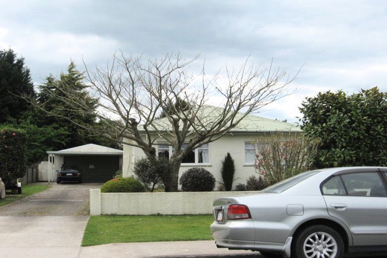 Photo of property in 15 Konene Street, Utuhina, Rotorua, 3015