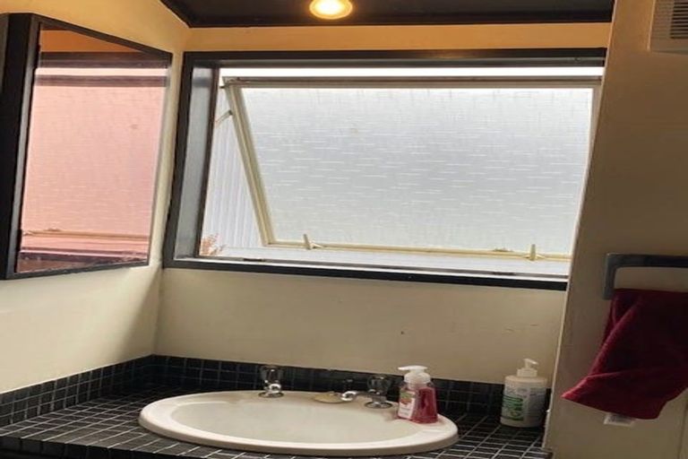 Photo of property in 100unit Lake Road, Koutu, Rotorua, 3010