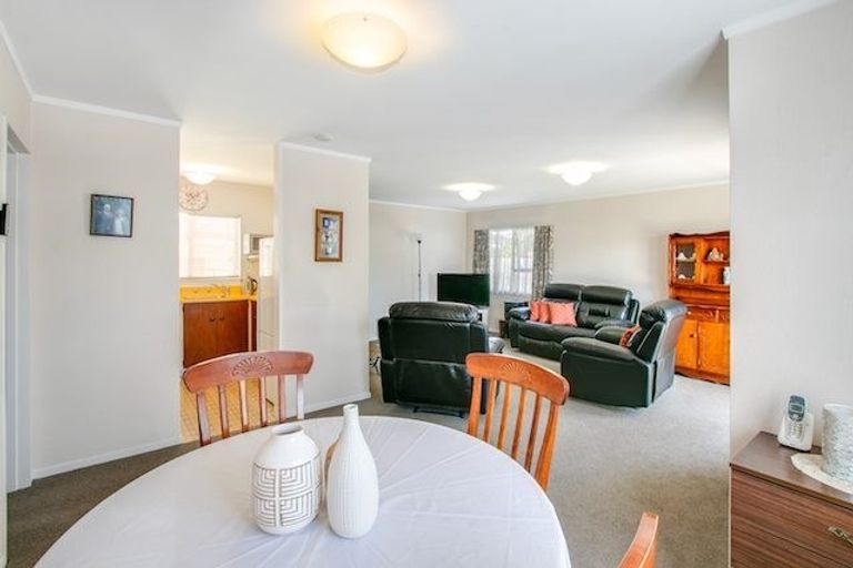 Photo of property in 20b Svenson Road, Waipukurau, 4200