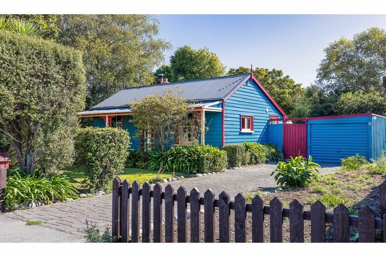 Photo of property in 8 Riwai Street, Templeton, Christchurch, 8042