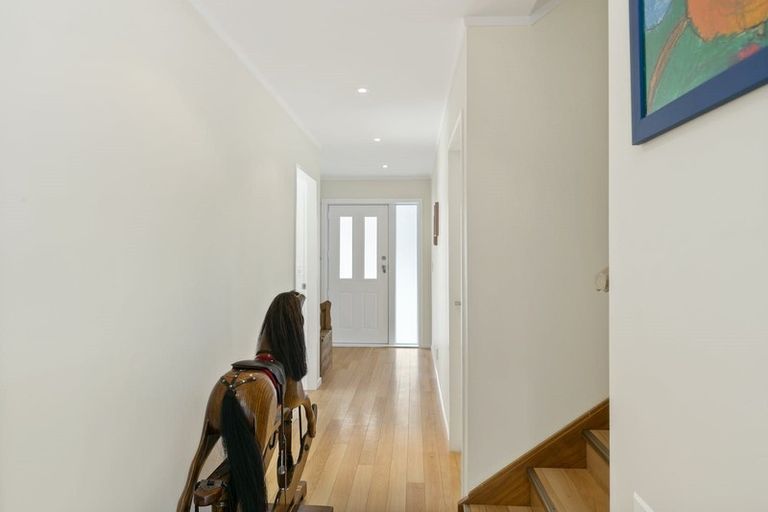 Photo of property in 61 Satara Crescent, Khandallah, Wellington, 6035