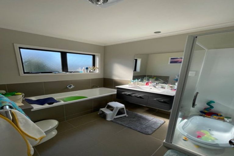 Photo of property in 21 Lester Street, Hobsonville, Auckland, 0616