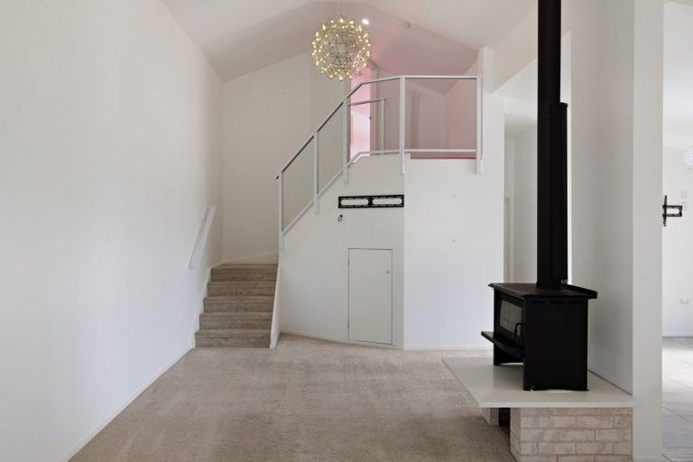 Photo of property in 383r Kaitemako Road, Welcome Bay, Tauranga, 3175