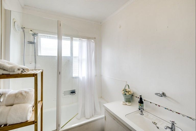 Photo of property in 1/1 Arnold Street, Onekawa, Napier, 4110