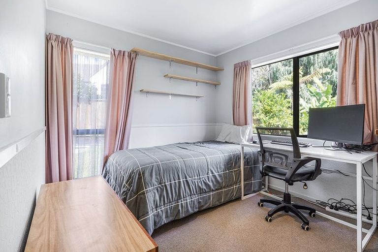 Photo of property in 64 Pelorus Street, Glenview, Hamilton, 3206