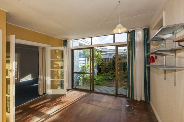 Photo of property in 73 Golf Road, Paraparaumu Beach, Paraparaumu, 5032