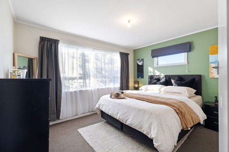 Photo of property in 15 Sinclair Avenue, Highbury, Palmerston North, 4412
