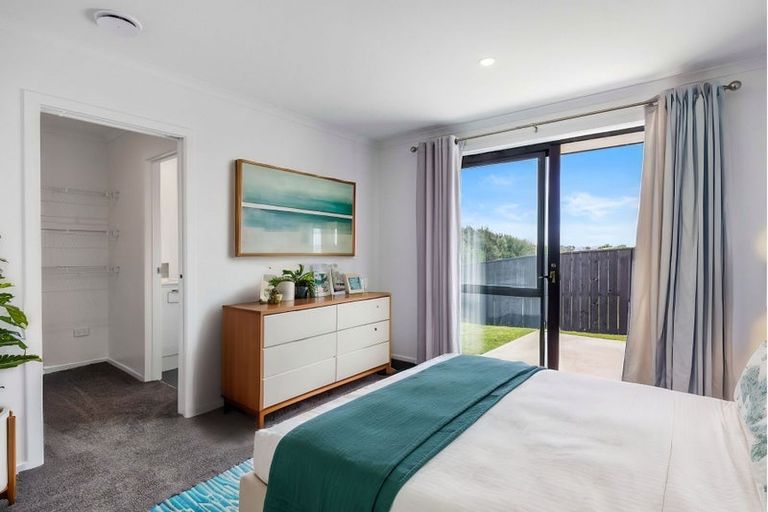 Photo of property in 19 Tahuna Minhinnick Drive, Glenbrook, Waiuku, 2681