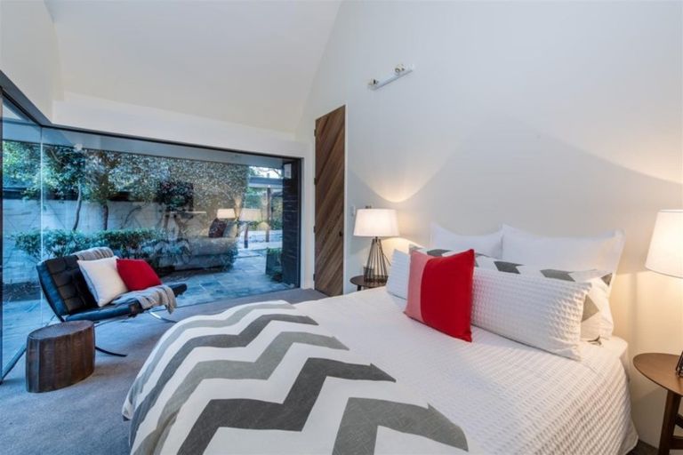 Photo of property in 25 Clifton Road, Hauraki, Auckland, 0622