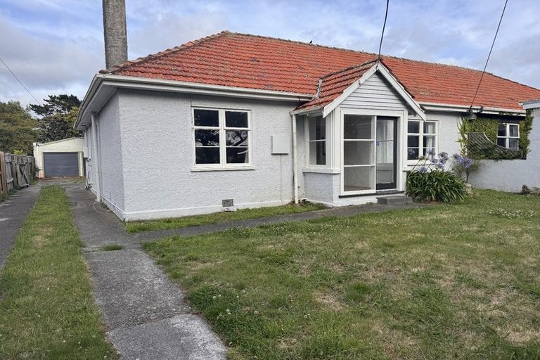 Photo of property in 26 Monorgan Road, Strathmore Park, Wellington, 6022