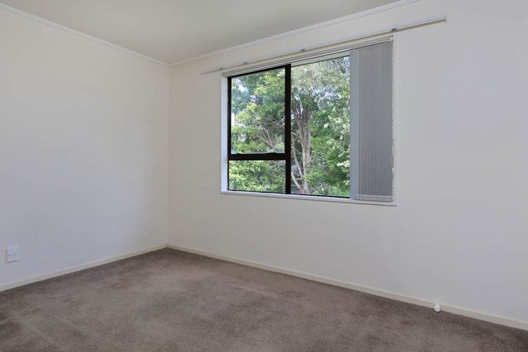 Photo of property in 216 Solar Road, Glen Eden, Auckland, 0602