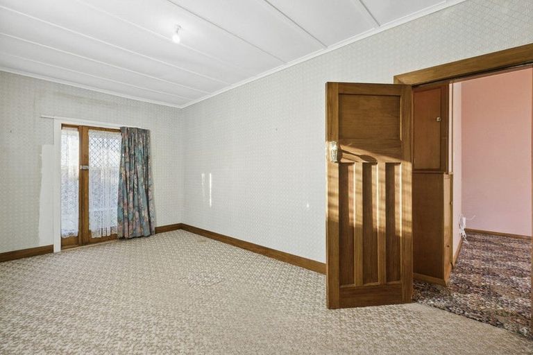 Photo of property in 37 Mornington Road, Balaclava, Dunedin, 9011
