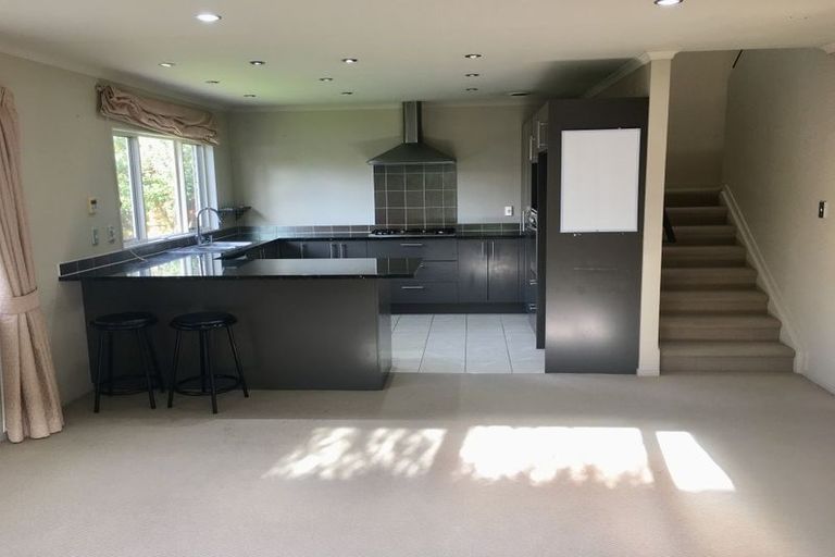 Photo of property in 321 Chapel Road, Flat Bush, Auckland, 2016